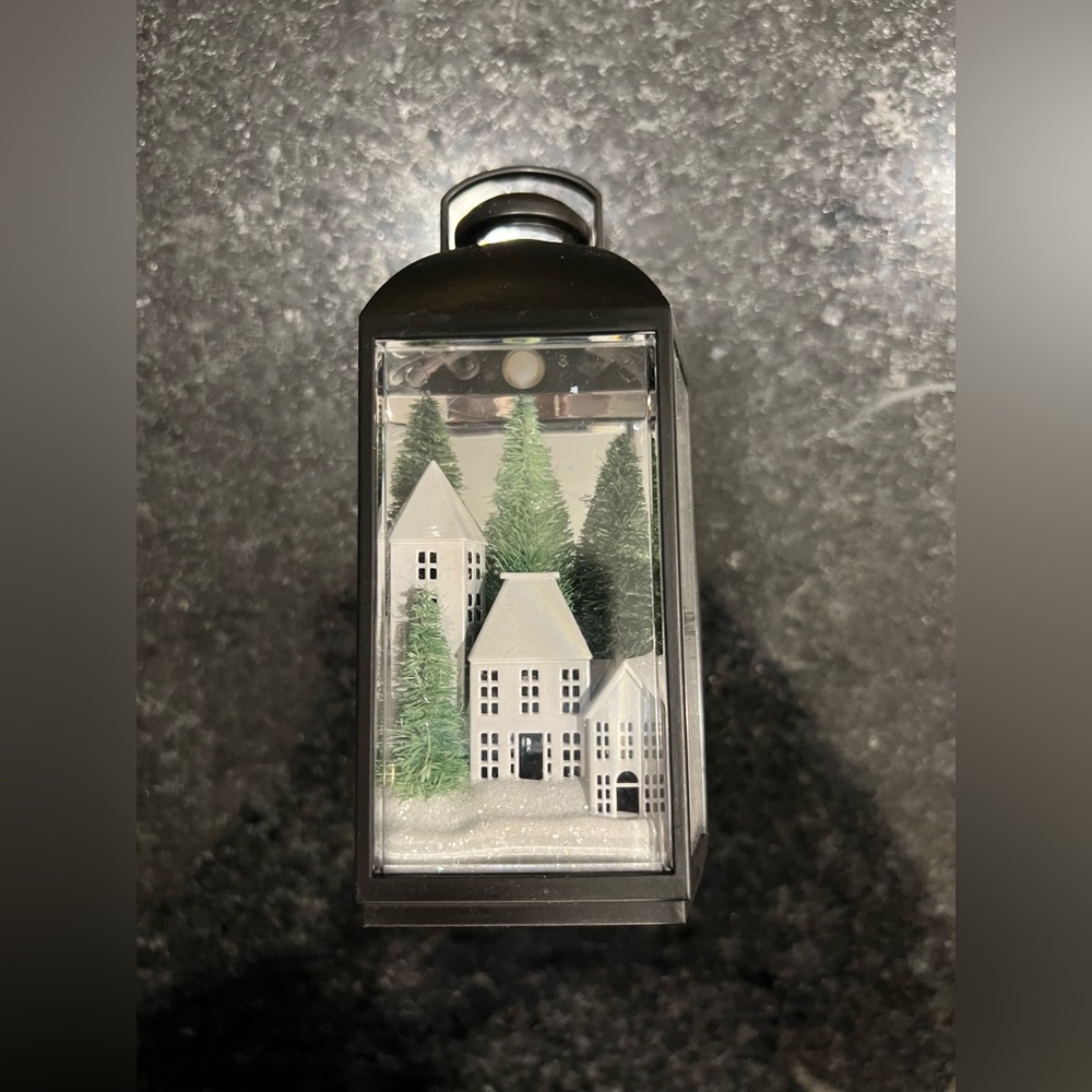 Bath and body works holiday wallflower